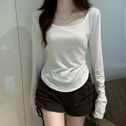 스퀘어넥 슬림 긴팔 티셔츠