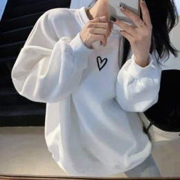 하트 자수 기모 오버핏 맨투맨