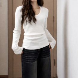 슬림핏 유넥 긴팔 이너 티셔츠