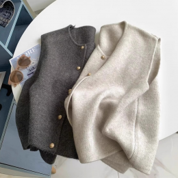 소프트 울 터치 버튼 니트조끼 베스트