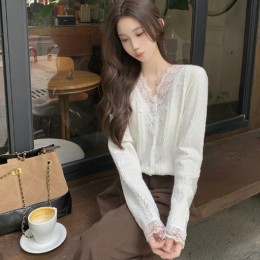 브이넥 레이스 꽈배기 니트 블라우스 LL_T196