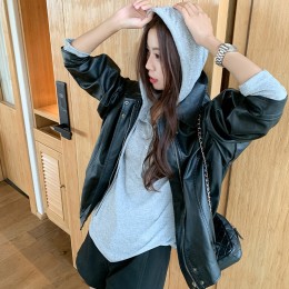 네추럴 루즈여리핏 헨리넥 버튼 후드 티셔츠