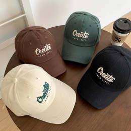 심플 레터링 자수 볼캡