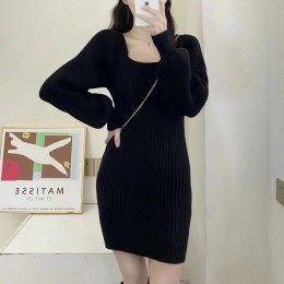 스퀘어넥 니트 미니 원피스