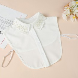 진주 장식 포인트 자수 페이크 카라