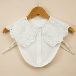 펀칭 자수 빅 페이크 카라