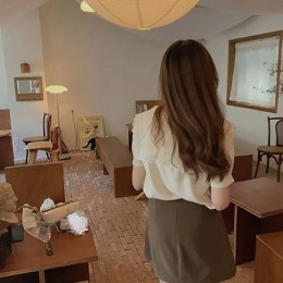 루즈핏 빅카라 스퀘어 블라우스