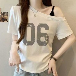 오프숄더 빈티지 프린팅 반팔티 RNR-0171