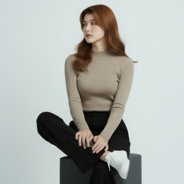 콜마인 캐시미어 하프넥 니트 폴라티 SD-260206