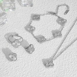 클로라 써지컬 주얼리 4종세트 목걸이 귀걸이 팔찌 반지 SD-251260