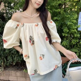 예쁜 꽃무늬 여리 오프 숄더 블라우스 URD-522
